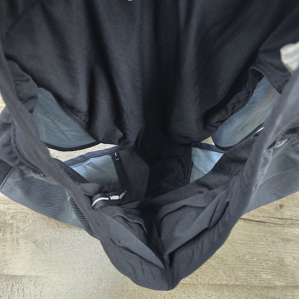 Under Armour Heatgear Shorts Women's Size XS Lined Speedpocket Key Pocket - Picture 7 of 9